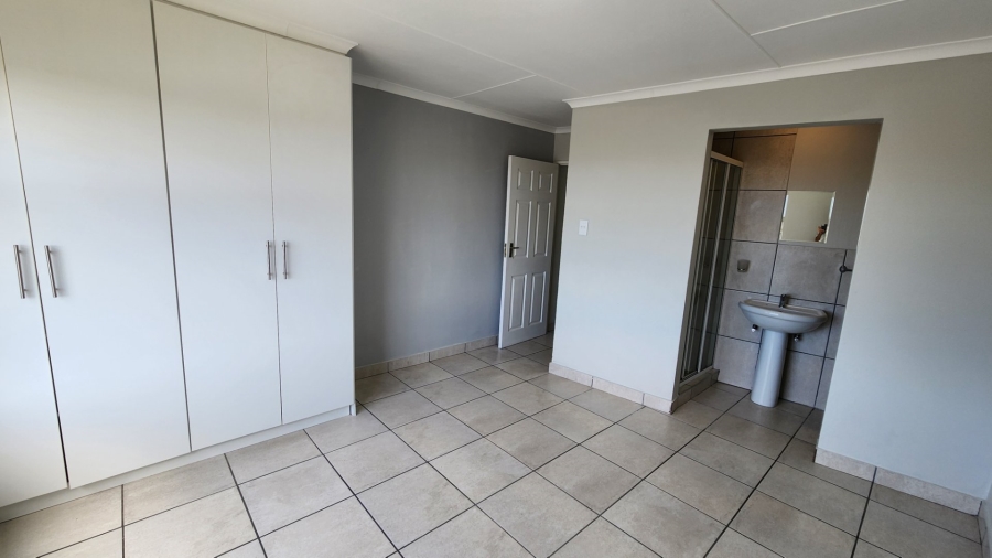 2 Bedroom Property for Sale in Island View Western Cape